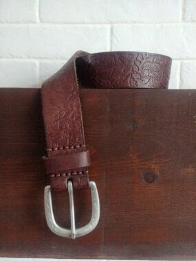 Wide brown genuine leather belt floral etching silver buckle Medium Unisex